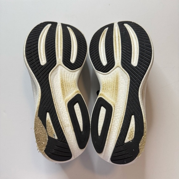 Saucony Black and White Athletic Sneakers main image 7